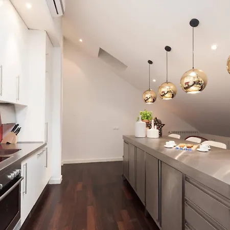 Apartamento Designer Loft In The Heart Of Bairro Alto Lisboa