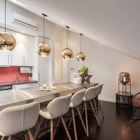 Designer Loft In The Heart Of Bairro Alto Apartamento *