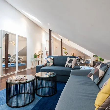 Apartamento Designer Loft In The Heart Of Bairro Alto