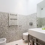 Designer Loft In The Heart Of Bairro Alto Apartman Lisboa