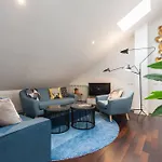Διαμέρισμα Designer Loft In The Heart Of Bairro Alto Lisboa