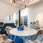 Designer Loft In The Heart Of Bairro Alto アパート