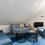 Designer Loft In The Heart Of Bairro Alto アパート リスボン