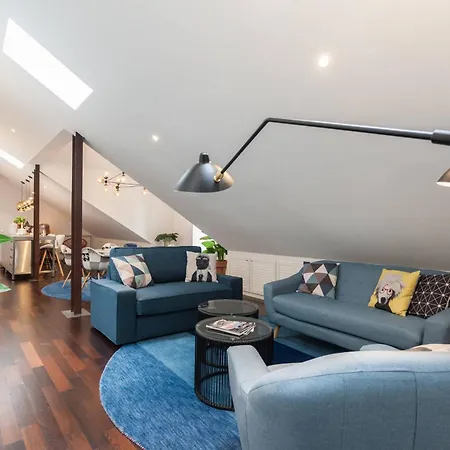 Апартаменты Designer Loft In The Heart Of Bairro Alto