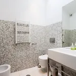 Designer Loft In The Heart Of Bairro Alto Lisbona